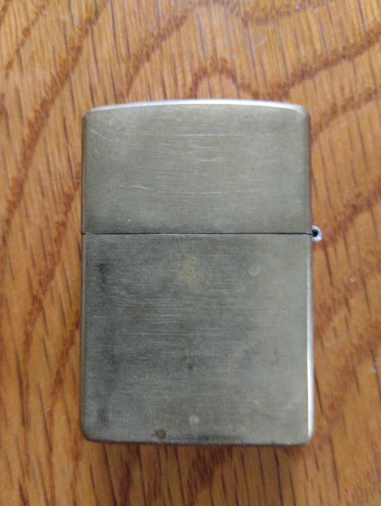 Зажигалка бензиновая Zippo