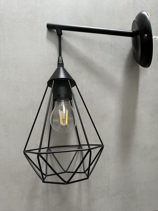 Lampy scienne czarne geometryczne
