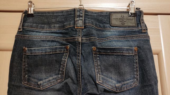 Демісезонні джинси Vero moda р-р 27