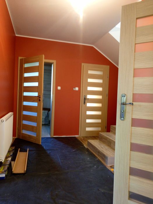 DRZWI WEWNĘTRZNE kamuflaże futryn i kompleksowa wymiana drzwi