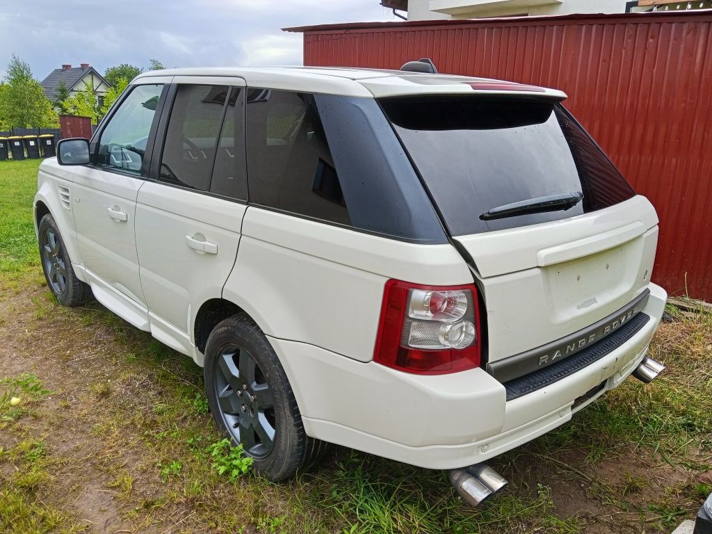 Range Rover Sport L320 uszkodzony niekompletny