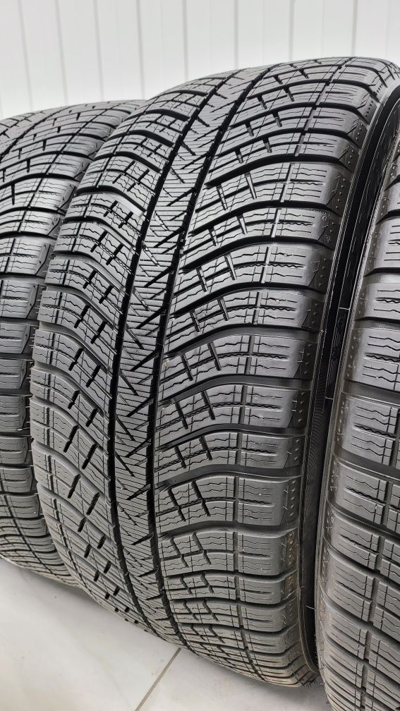 305 40 20/275 45 20 Michelin Pilot Alpin 5 SUV NO