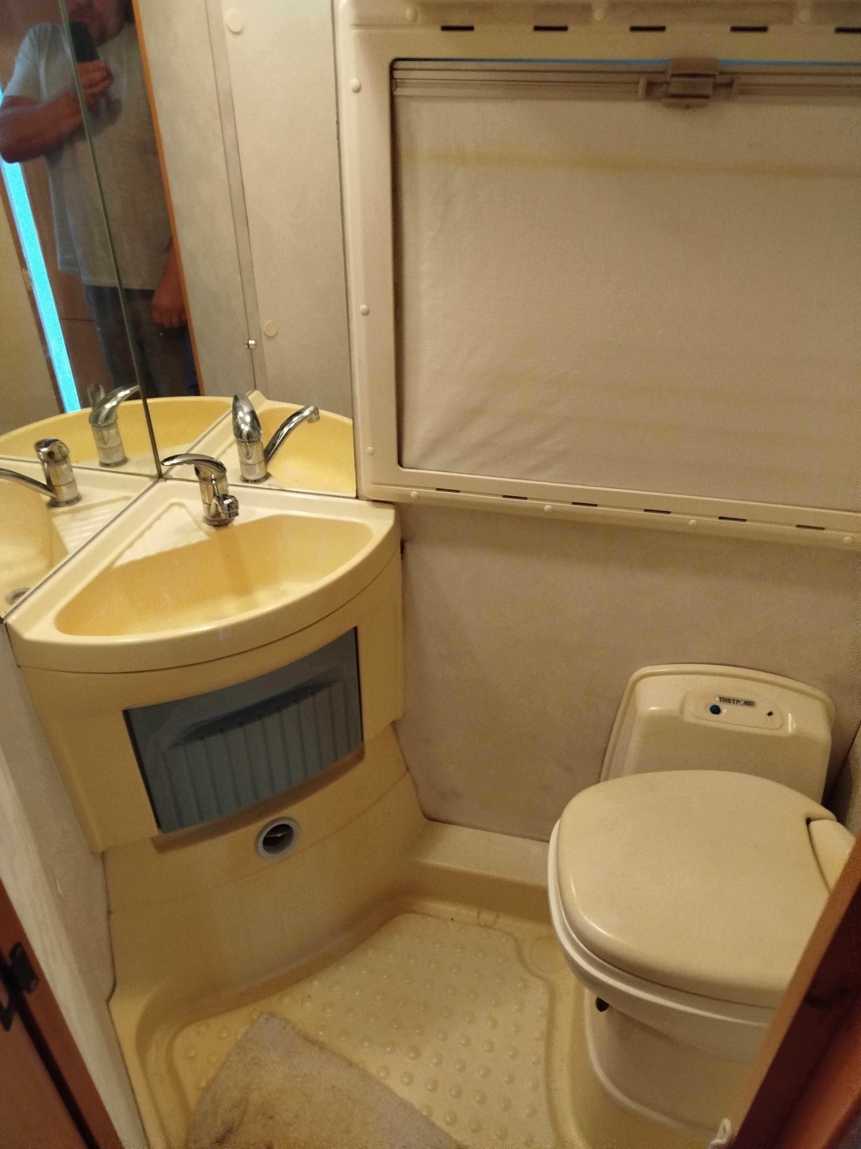 kamper Camper  sprzedam chausson zimowy
