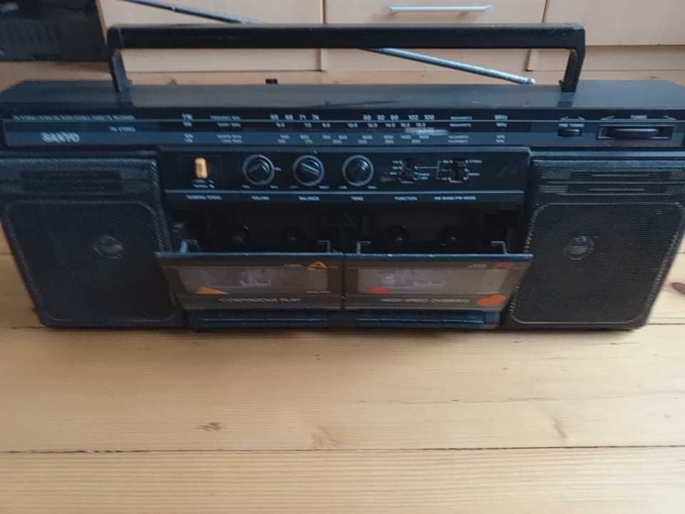 Sanyo MW 166LO Radiomagnetofon/Stan db/Sprawny Technicznie /Antyk