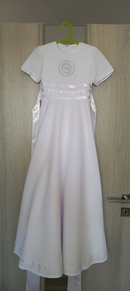 Sukienka komunijna długość  113cm