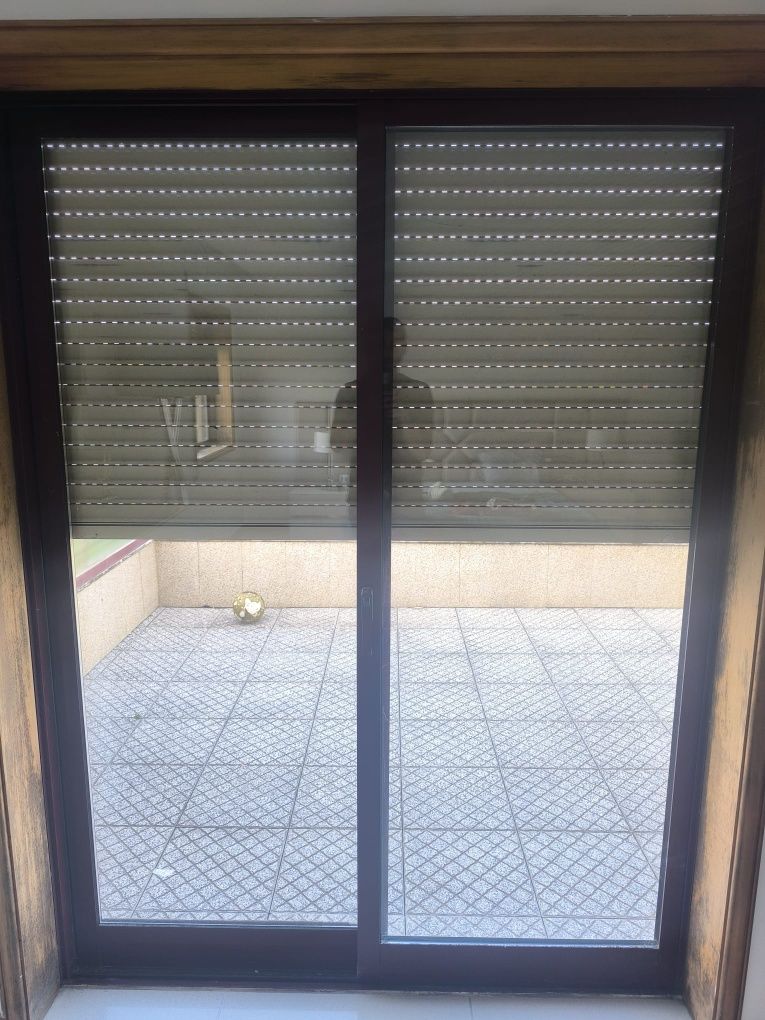 Vendo janelas vidro duplo