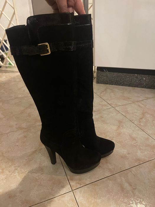 Vende se botas completamente novas, usadas uma vez, sem marcas de uso