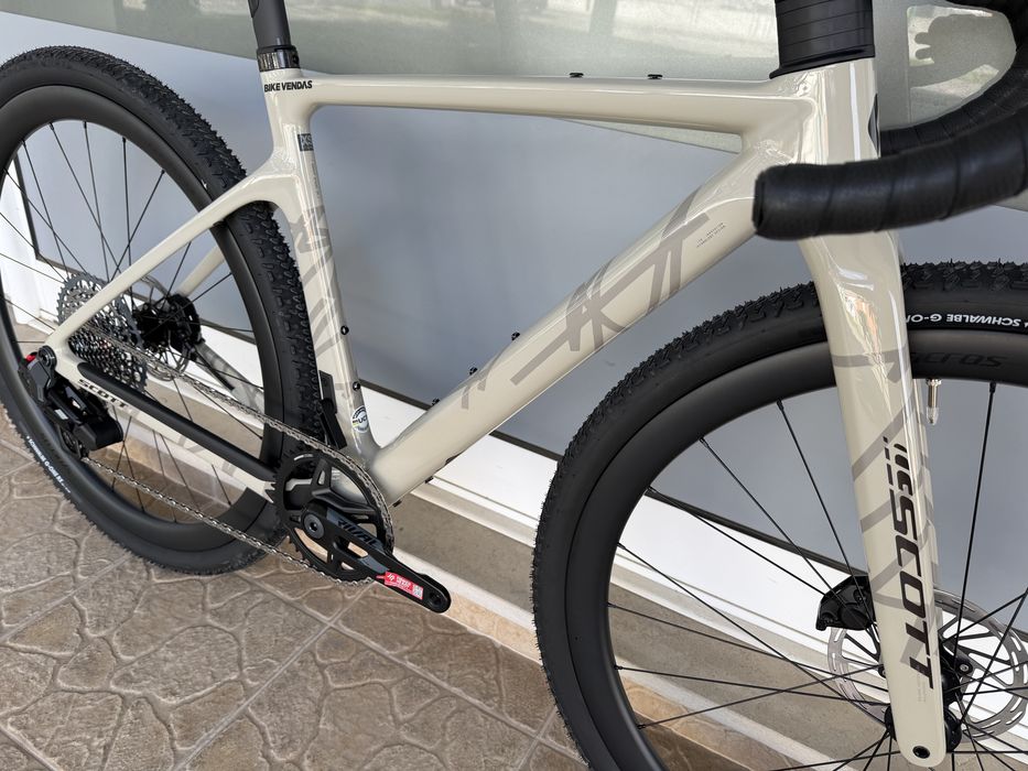 Bicicleta de Gravel Scott! 13v - rodas carbono