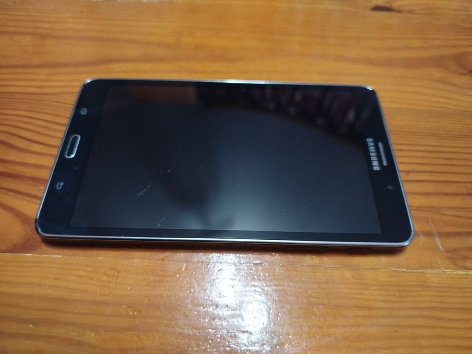 Продам вживаний планшет Samsung Galaxy Tab 4