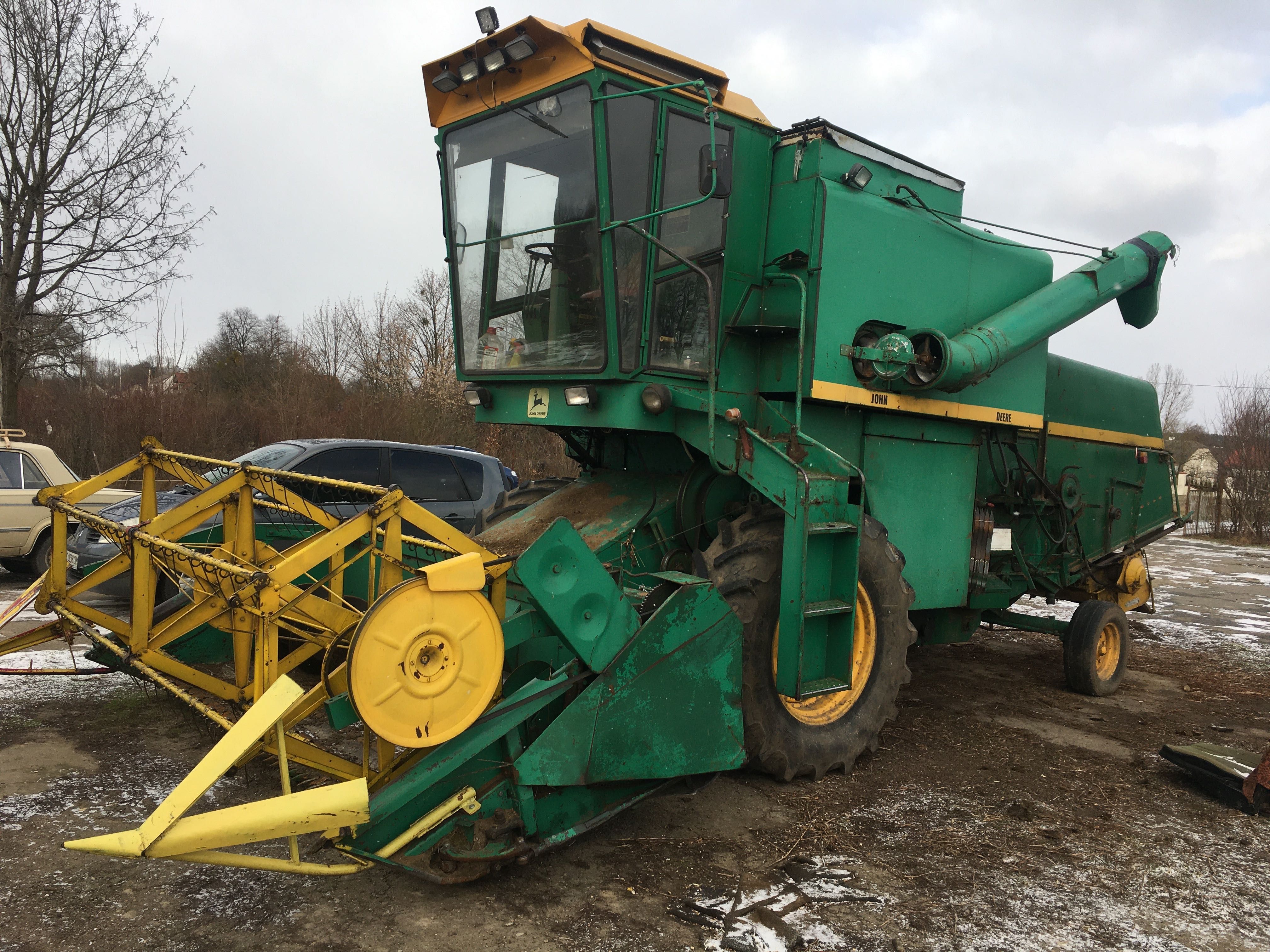 Комбайн John Deere 960