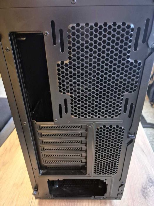 Fractal Design R5 Blackout Edition wszystkie ORYGINALNE części PUDEŁKO