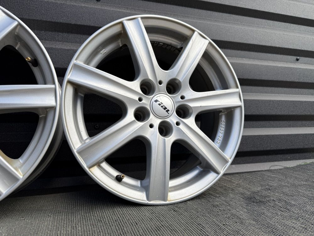R16 5x114.3 ET38 Rial Toyota Mazda Honda Nissan Kia Hyundai Renault