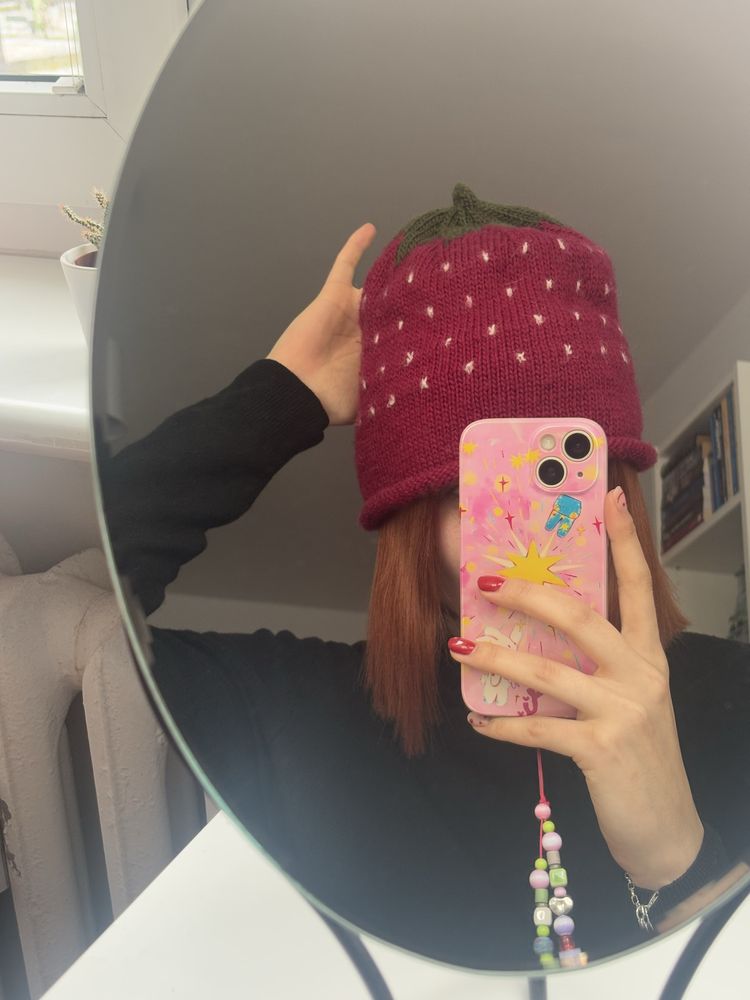 Czapka handmade truskawka beanie