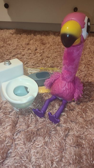 Flaming zabawka interaktywna little live pets toaleta robi kupe