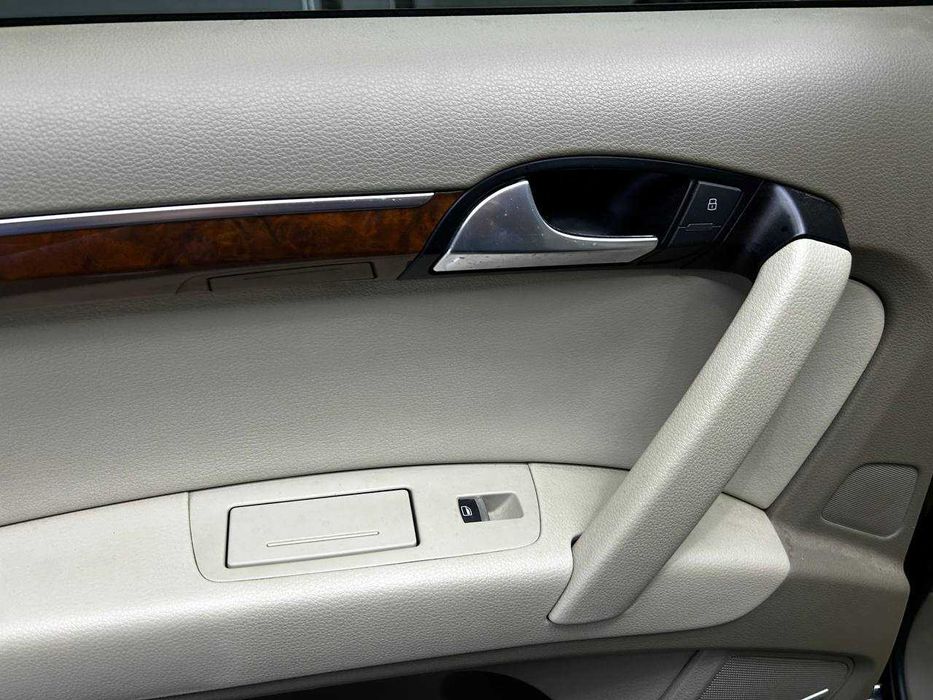 Audi Q7 2013 року