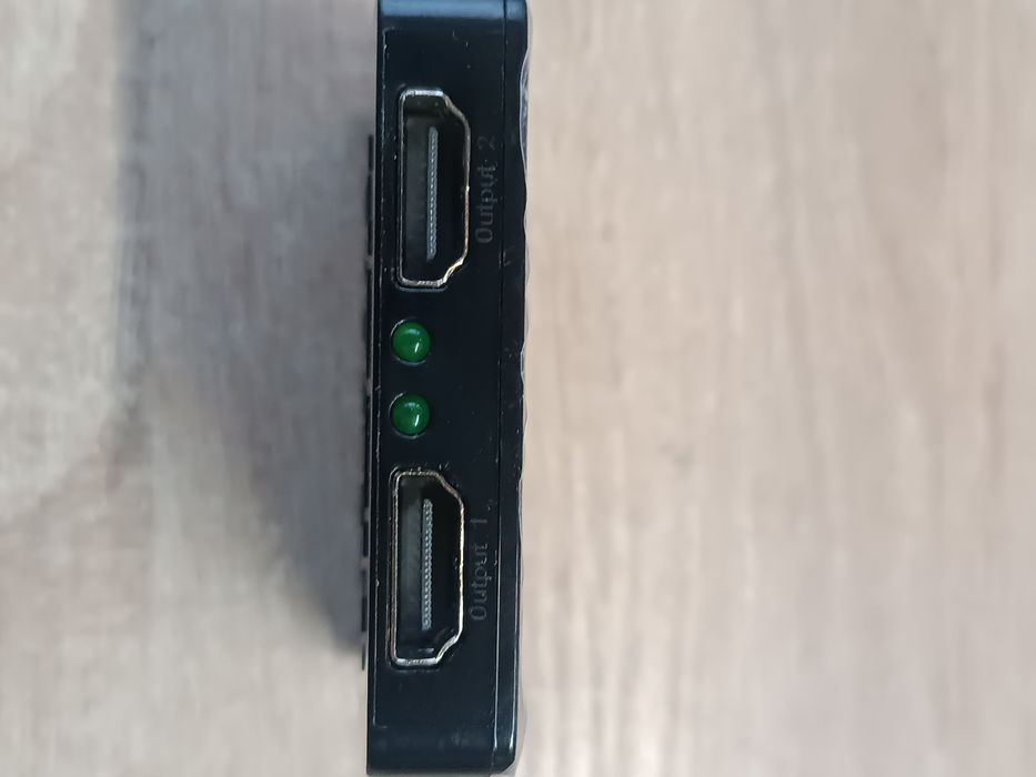 HDMI сплиттер 1x2 разветвитель на два телевизора монитора