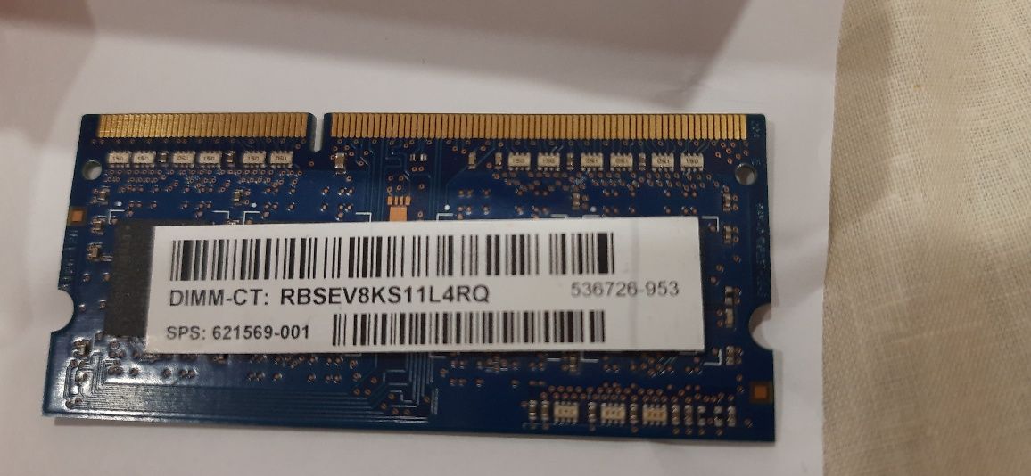 Для ноутбука 2 GB DDR3 1333MHz Hynix PC3 10600S 1Rx8 RAM Оперативна па