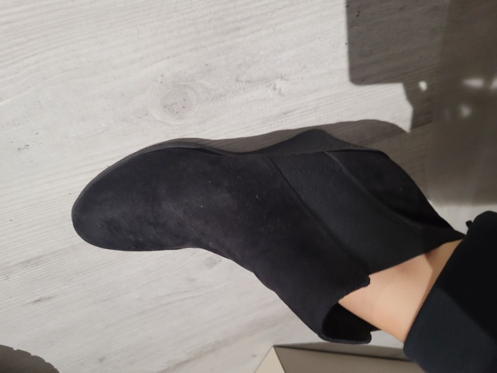 Czarne buty kozaki botki platforma koturny rozmiar 38