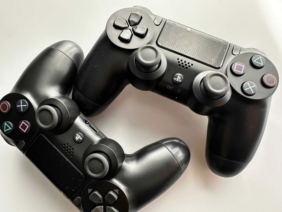 Zadbana Konsola PS4 Pro 1TB CUH-7216B 2xPad 5xGra Fifa GTA V Mechanic