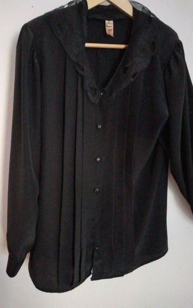 Camisa para senhora cor preto