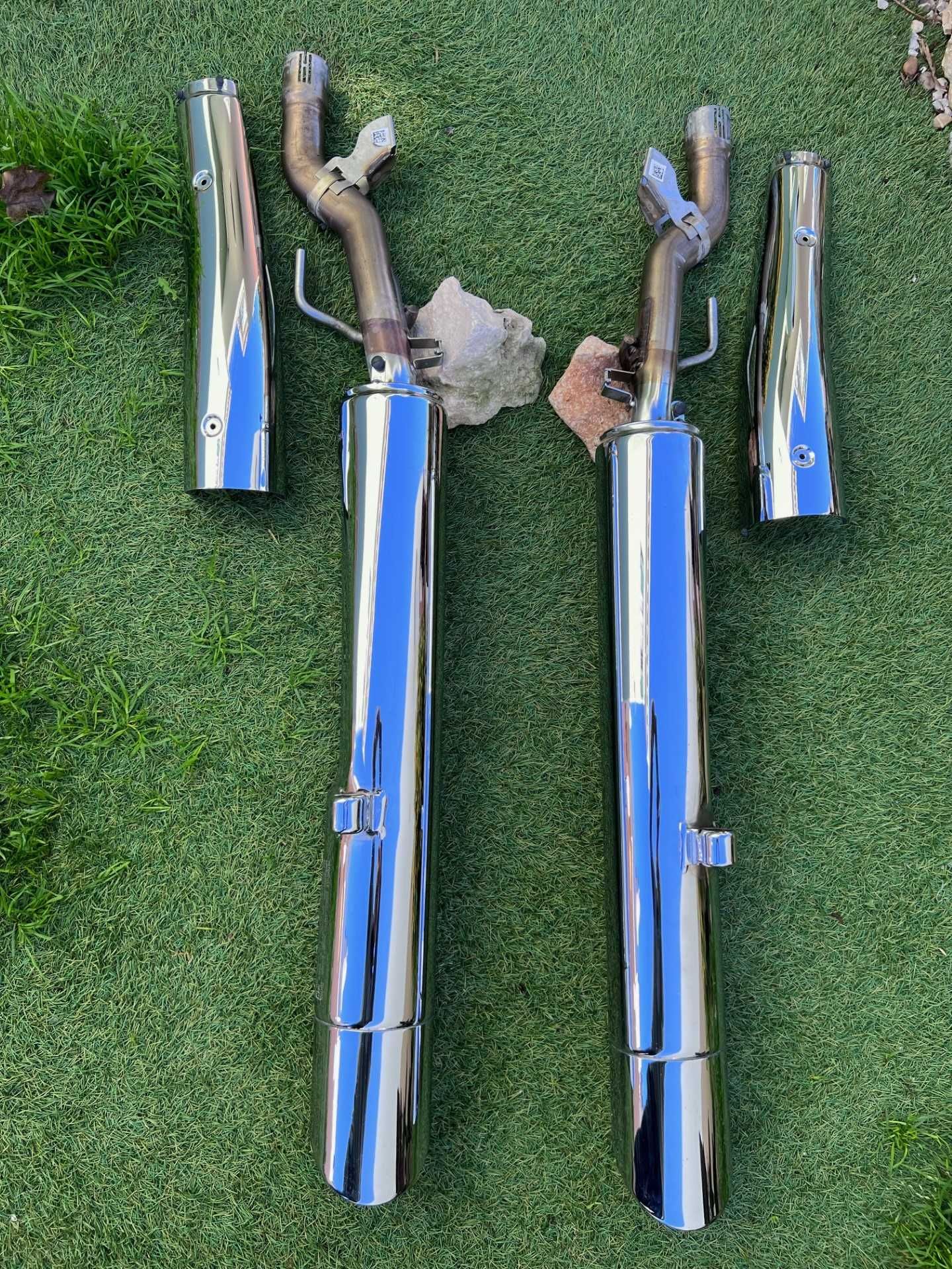 Sistema de escape de fábrica - BMW R18 Transcontinental