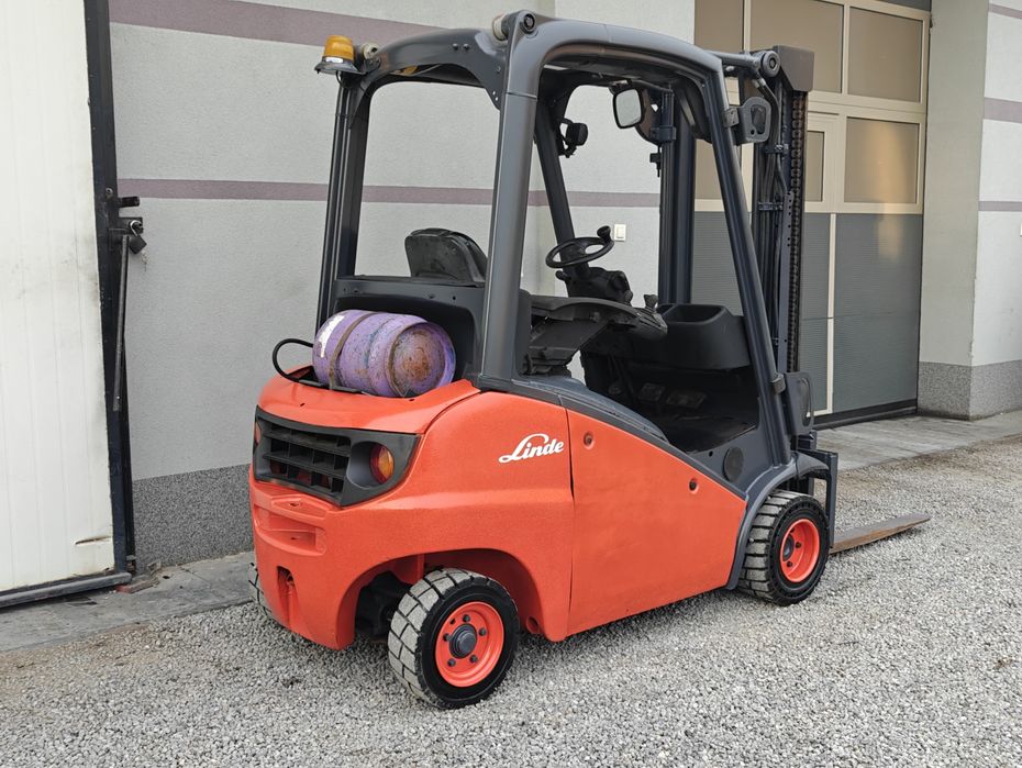 Wózek widłowy Linde H20T Lpg 2T  2009r Sprowadzony