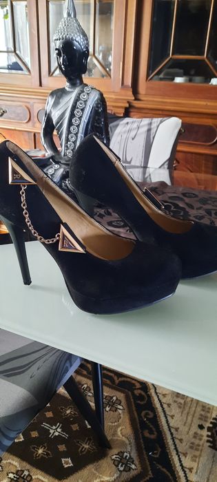 Calcado senhora em bom estado