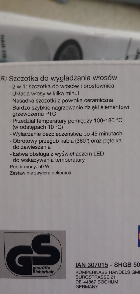 Szczotka do prostowania włosów. Nowa