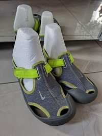 Sandałki Nike chlopak 20,5cm