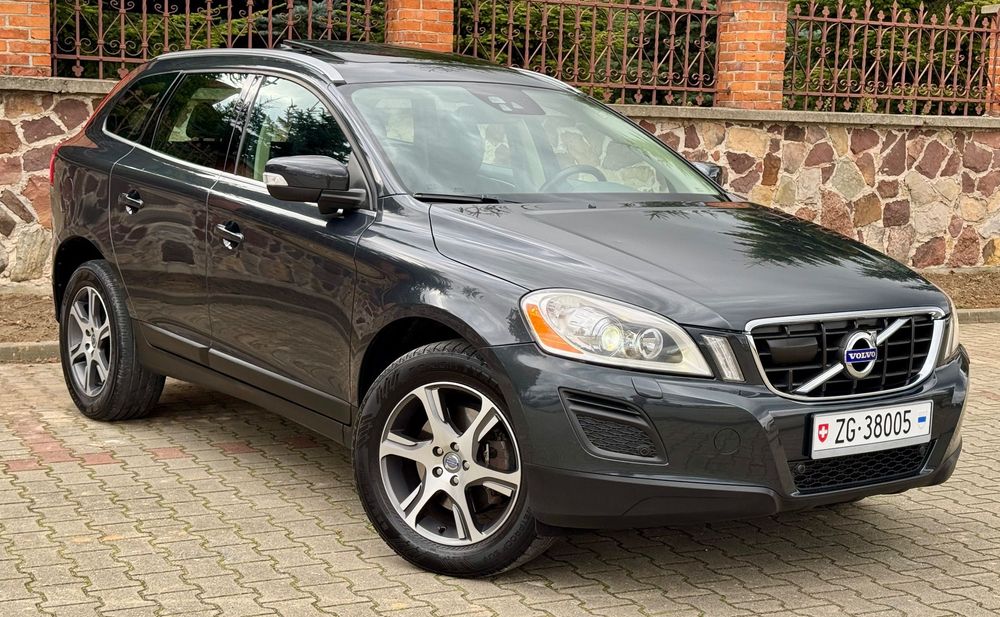 Volvo XC 60 2.4D 163KM Automat AWD Summum Kamera Radar Panorama Super Stan