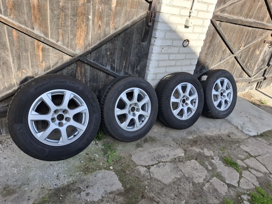 Alufelgi oryginalne audi 17cali  z oponami