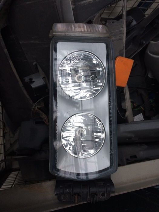 Lampa reflektor lewa / prawa Iveco Eurocargo Stralis