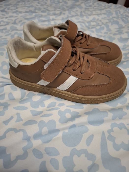 Sapatilhas Criança castanhas (34)