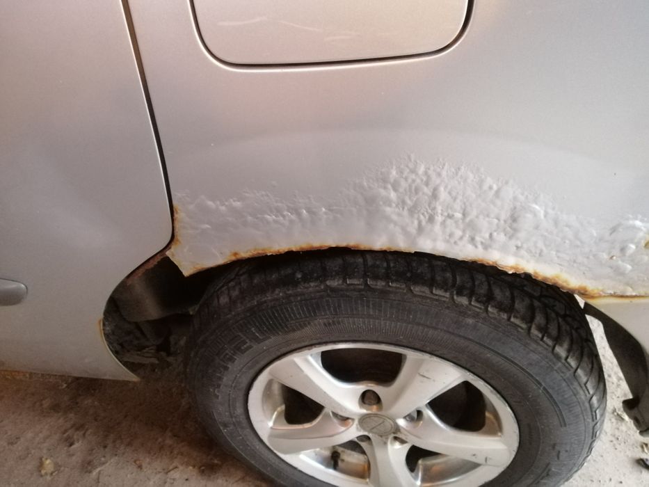 Продаж Mazda MPV 2002