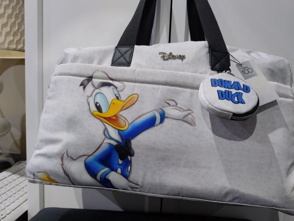Nowa duża torba sportowa podróżna Primark Disney Kaczor Donald szary