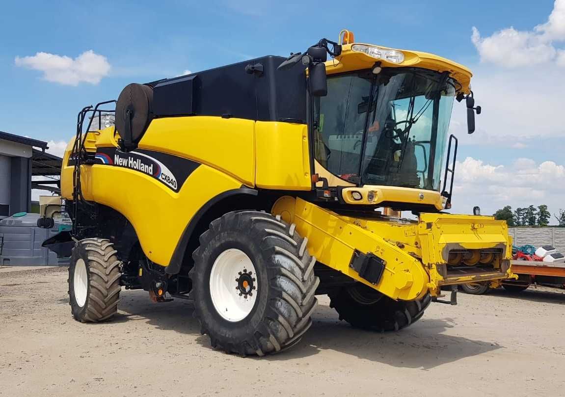 Kombajn New Holland CX 840 heder klimatyzacja 2003 r.