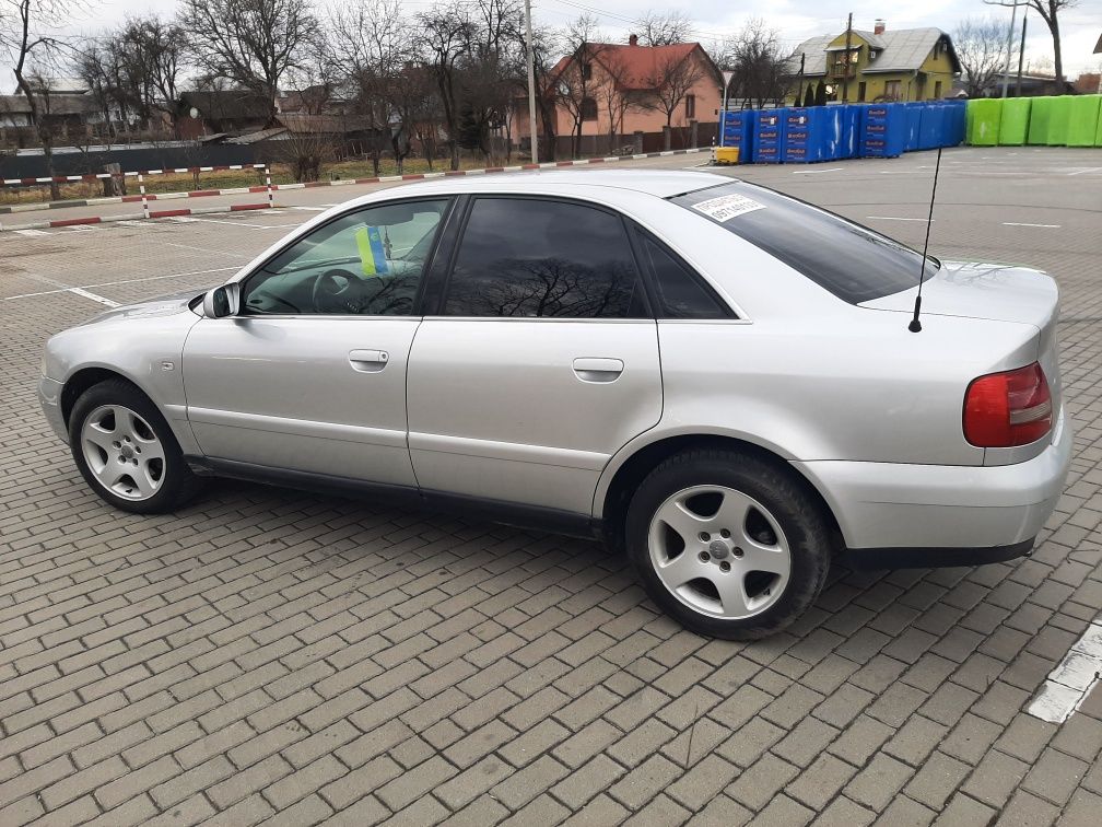 Продам Audi A4 b5 2000p