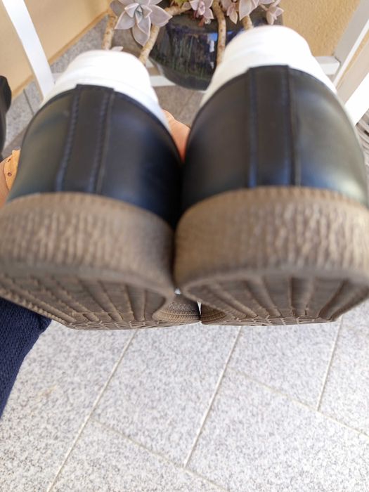 Sapatilhas usadas, mas em muito bom estado