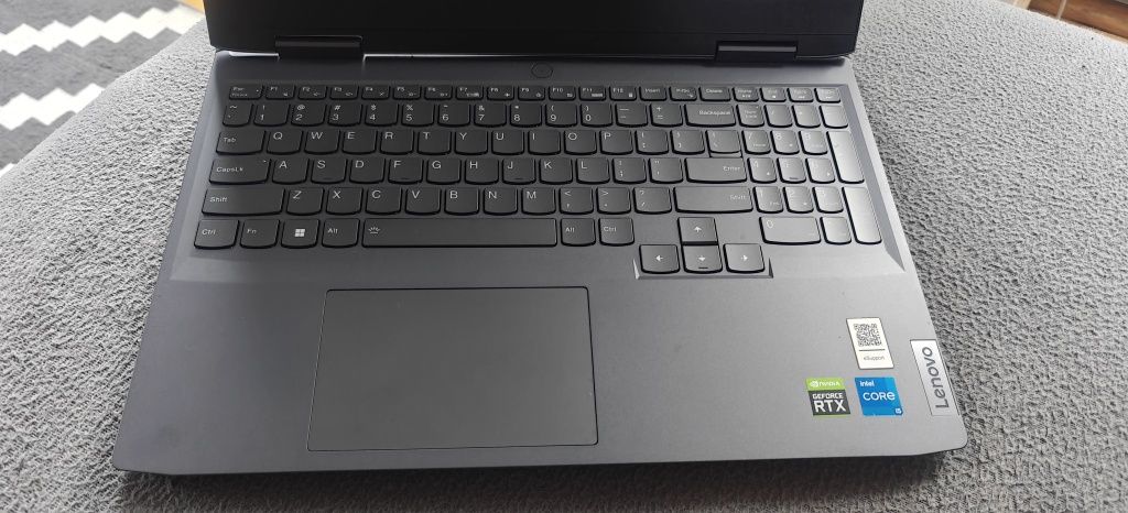 Laptop Lenovo LOQ 15IRH8