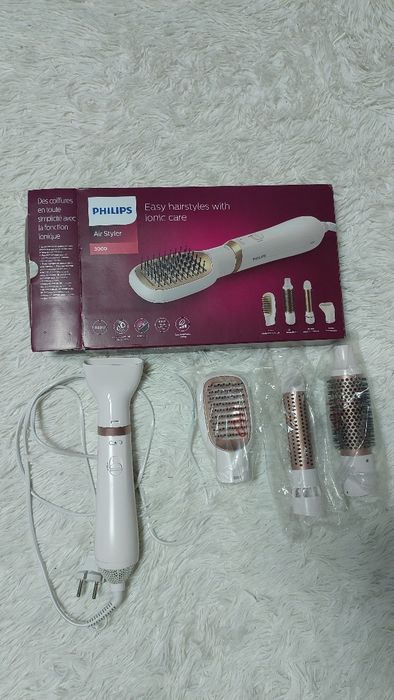 Фен-щетка PHILIPS BHA310/00 Air Style з насадками для укладки