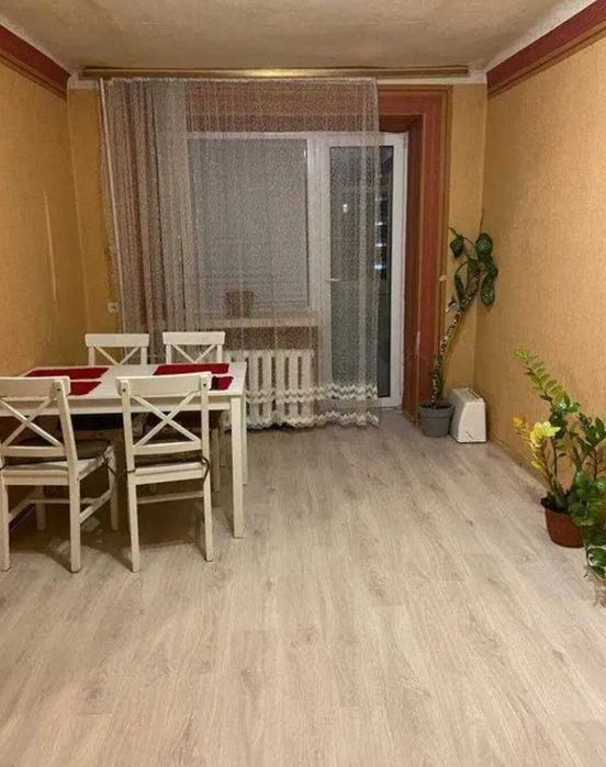 Продаж 2-кімнатної квартири 45,1 м² на вул. Кам’янецька VVI