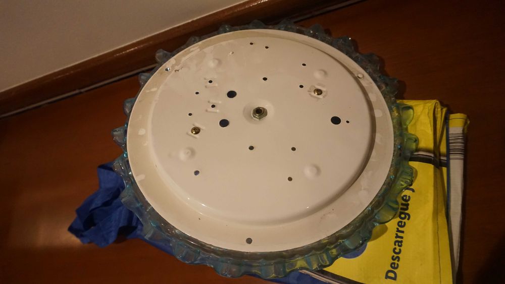 Candeeiro e vitrine WC