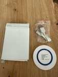 Ładowarka indukcyjna  – nowa, w pudełku, z kablem USB