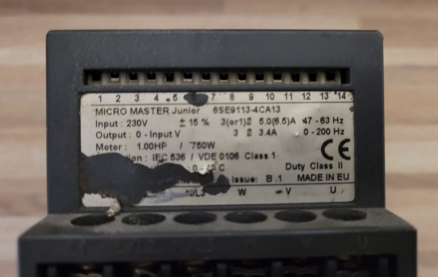 Falownik jednofazowy Siemens uszkodzony kondensator