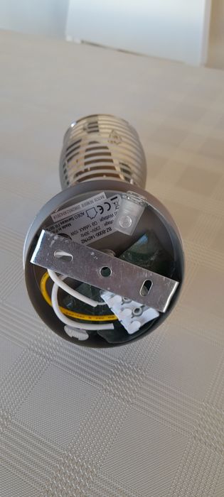 Candeeiro led dirigível