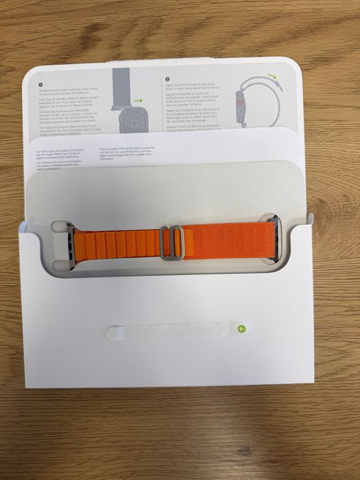 Apple Watch Ultra pasek Orange Alpine Loop rozm. M Oryginał