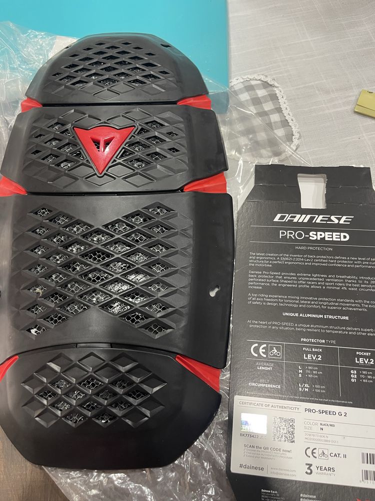Protecçao lombar para casaco Dainese