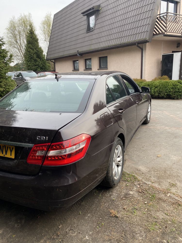 Mercedes e220 w 212