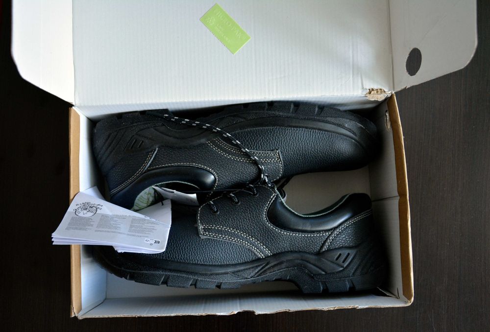 Obuwie ochronne S1P SRC