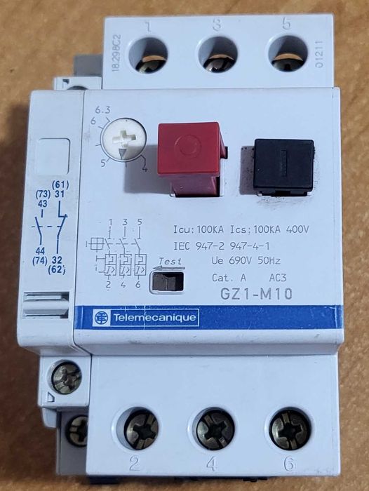 Wyłącznik silnikowy GZ1-M10 ze stykiem pomocniczym GZ1-AN11
